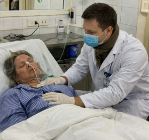 A 58-year-old woman ate only boiled corn for all three meals—after one year, doctors revealed her health check results.